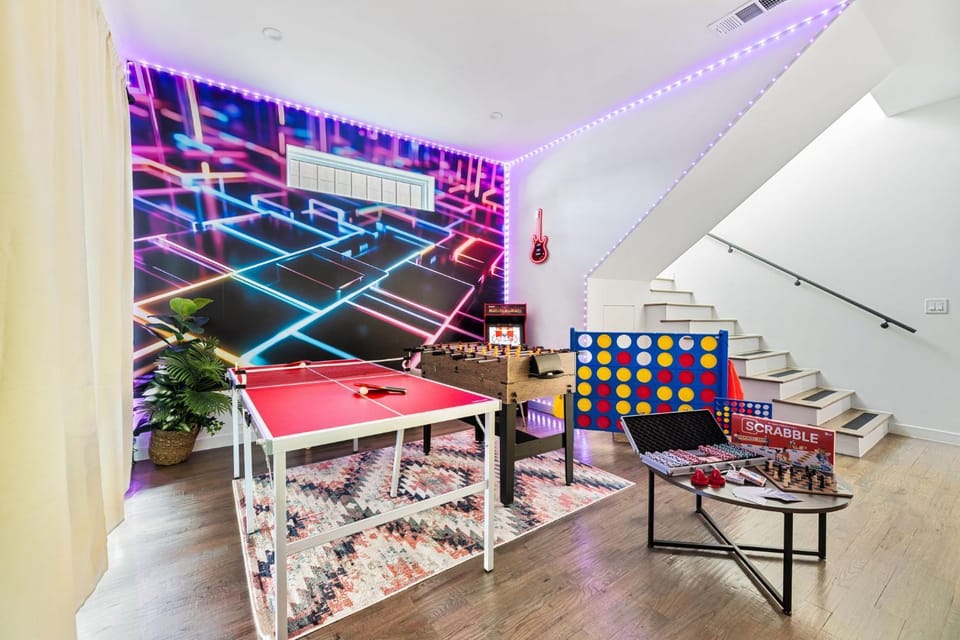 Game Room, Table tennis, Evening entertainment
