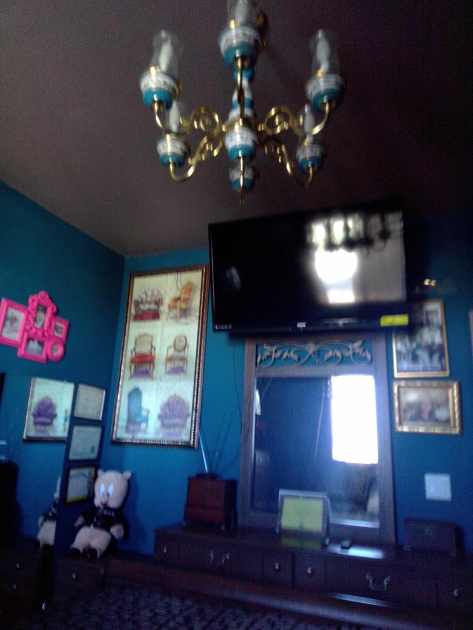 Big YELLOW HOUSE On The Hill Vacation rental in Reno