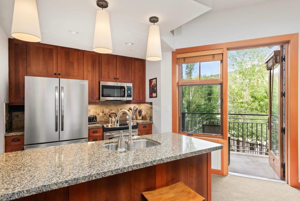 Coffee/tea facilities, Balcony/Terrace, Kitchen or kitchenette, dishwasher, oven, stove