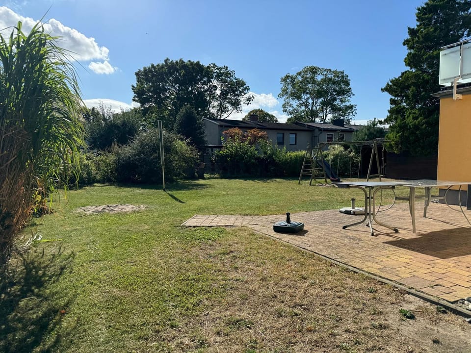Garden, Garden view