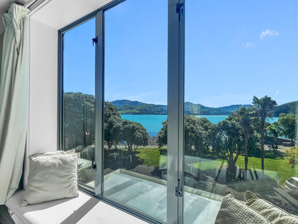 Bedroom, Sea view