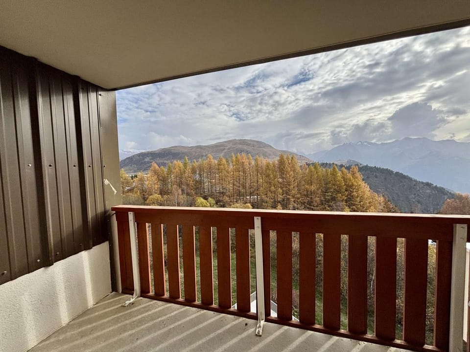 Studio cabine confortable, 30m², 5 pers, piscine, balcon, proche pistes, commerces - Alpe d'Huez - FR-1-405-361 Cabin in Huez