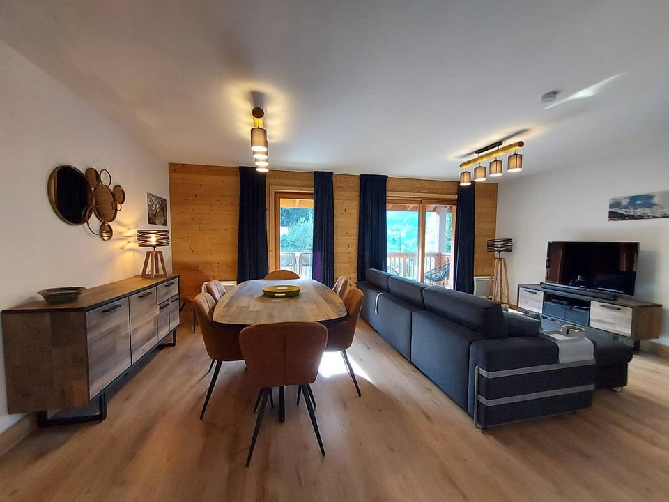 Superbe Appartement Pied de Pistes pour 7 pers avec Balcon, WIFI et Parking - FR-1-356-495 Apartment in Les Avanchers-Valmorel