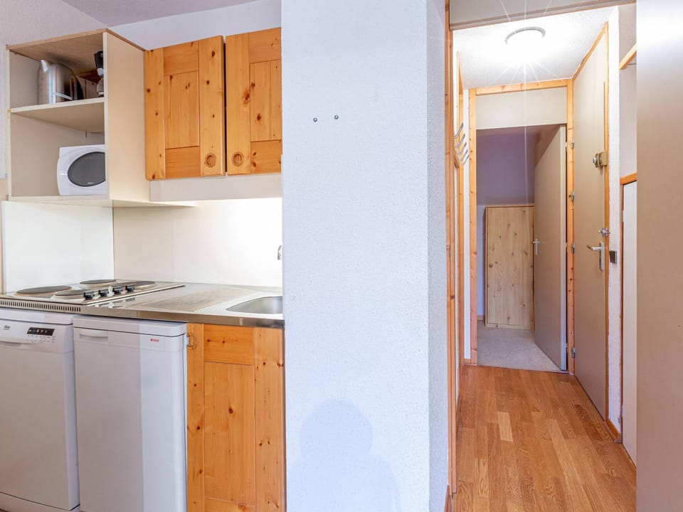 Valmorel: 2 Pièces, Balcon Sud, Proche Pistes et Remontées - FR-1-356-485 Apartment in Les Avanchers-Valmorel