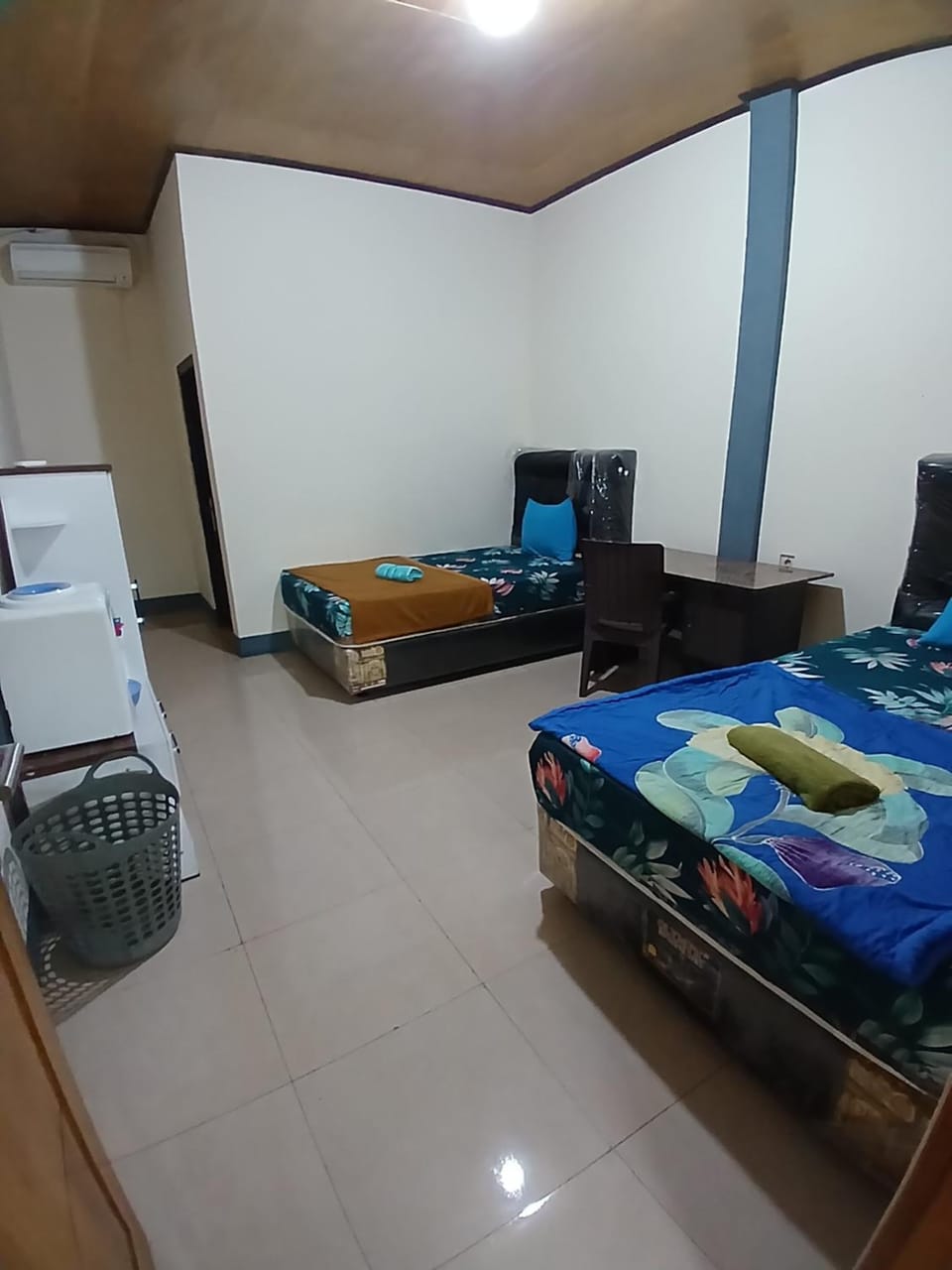 Dannyjuljolhomestay Vacation rental in West Nusa Tenggara, Indonesia