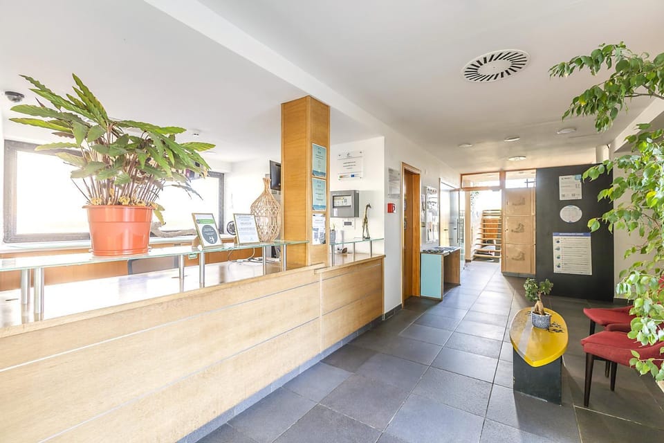 HI Arrifana Destination Hostel Hostel in Faro District