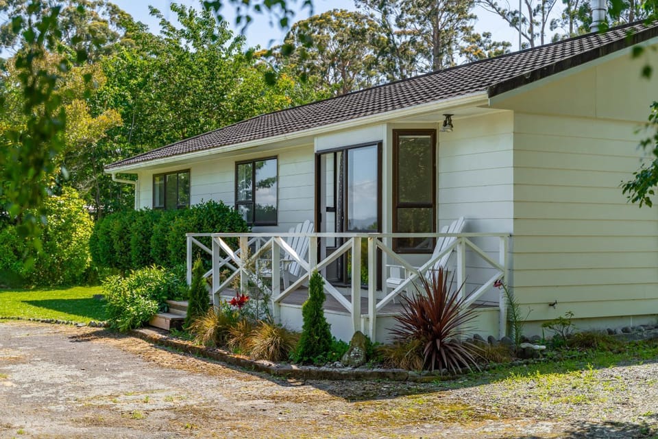 Sunny and central on big section House in Wellington Region