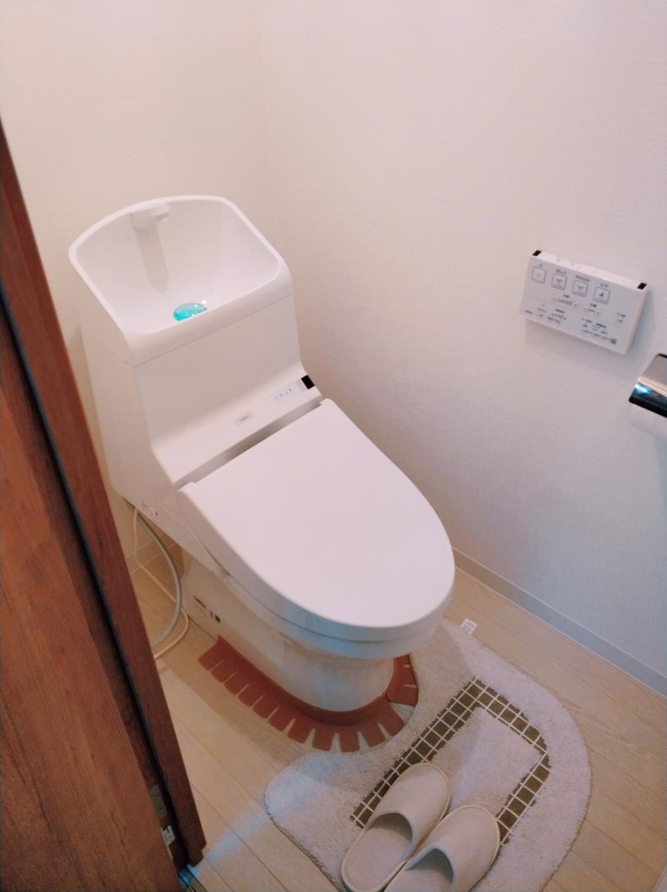 Toilet
