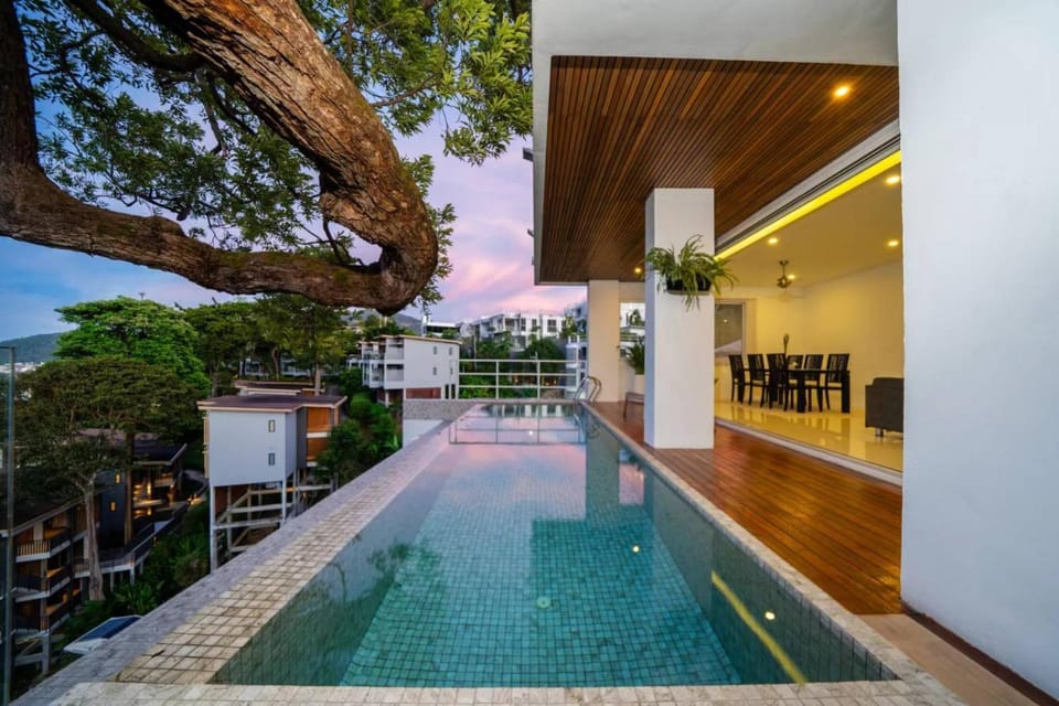Pool view, Swimming pool