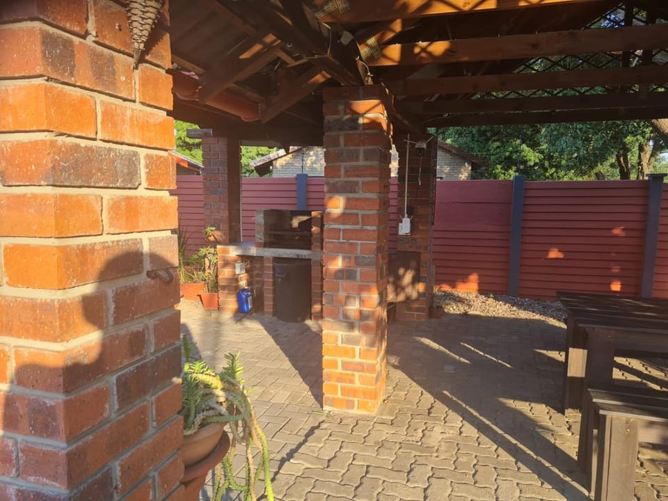 Property building, BBQ facilities, Garden, Swimming pool