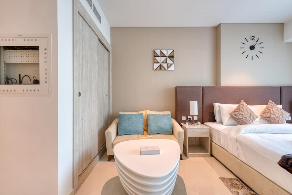 Bedroom, wardrobe