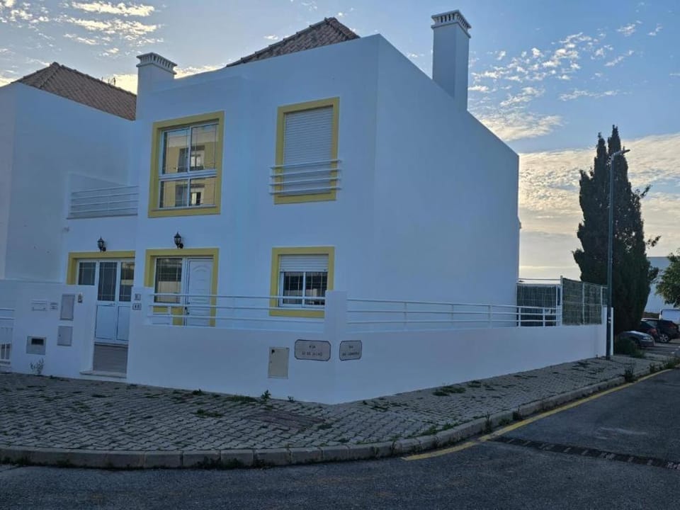 CASA DO MAR Piscina privada Wi-Fi AC 8 pax Apartment in Vila Nova de Cacela