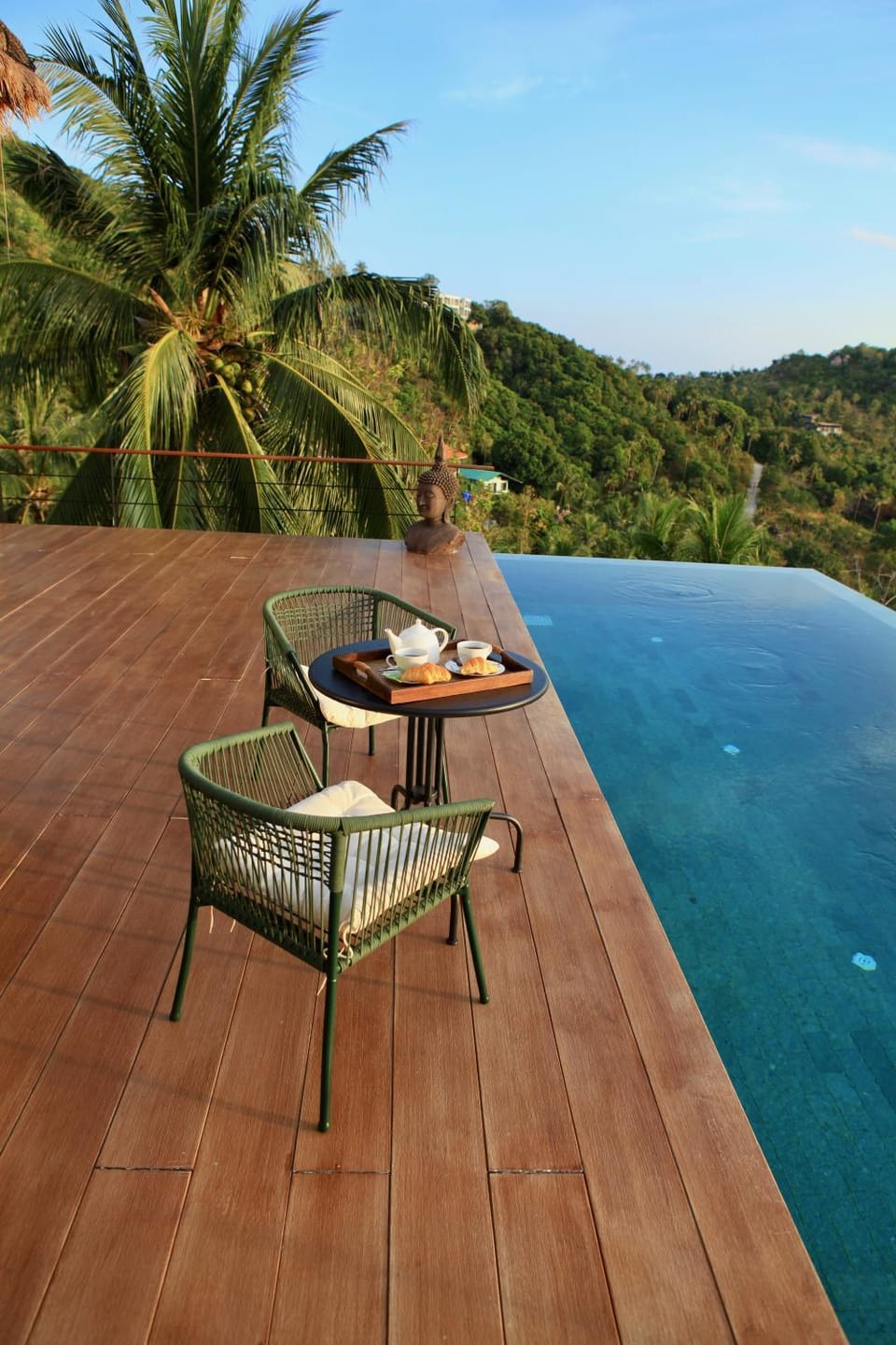 Natural landscape, View (from property/room), Balcony/Terrace, Mountain view, Pool view, Sea view, Swimming pool