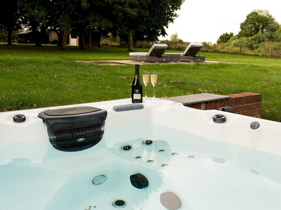 Garden, Hot Tub, Other, Garden view, Drinks