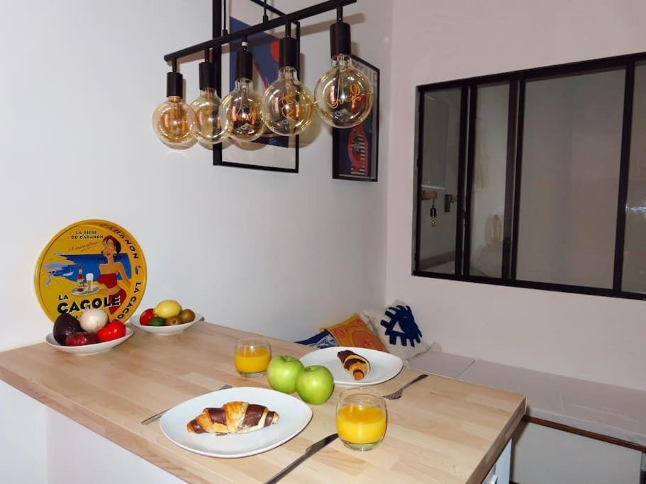 Studio Central Ancien Hotel Salomon XVIe siècle Apartment in Marseille