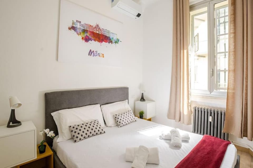 Bed, Photo of the whole room, Bedroom, towels, wardrobe, air conditioner