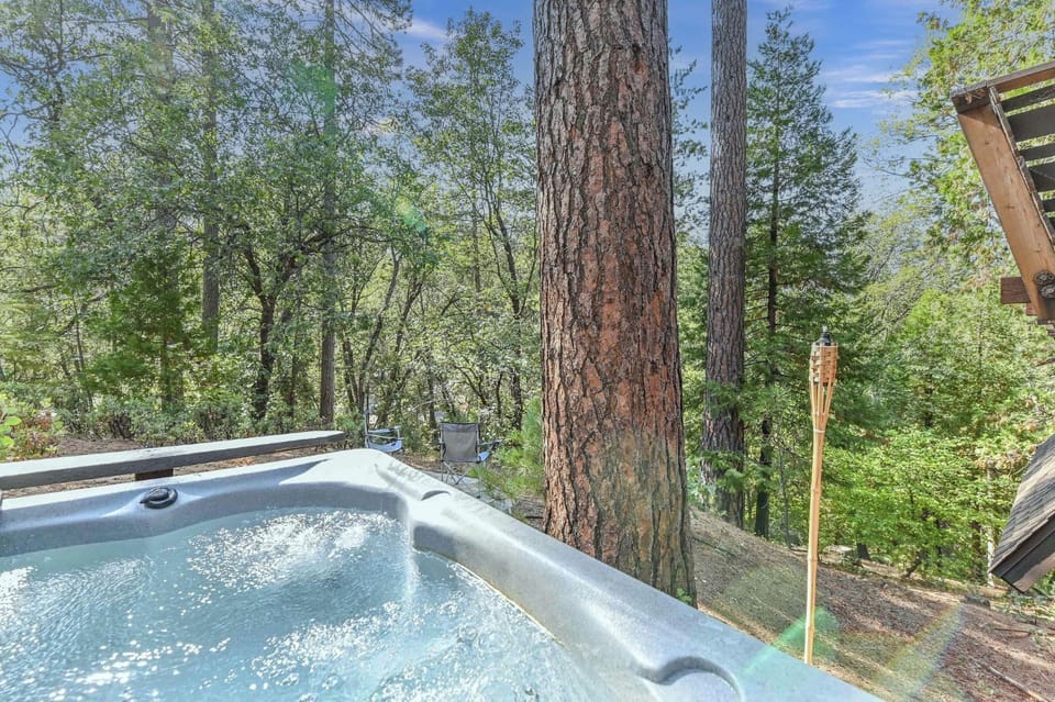 Natural landscape, Hot Tub, View (from property/room)