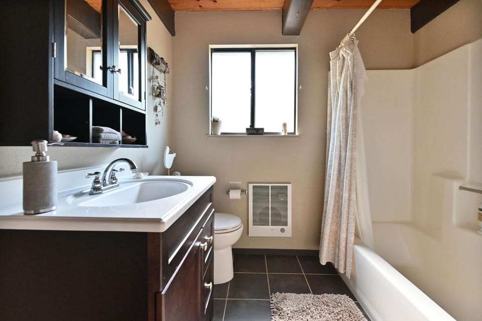 Toilet, Bathroom, Bath