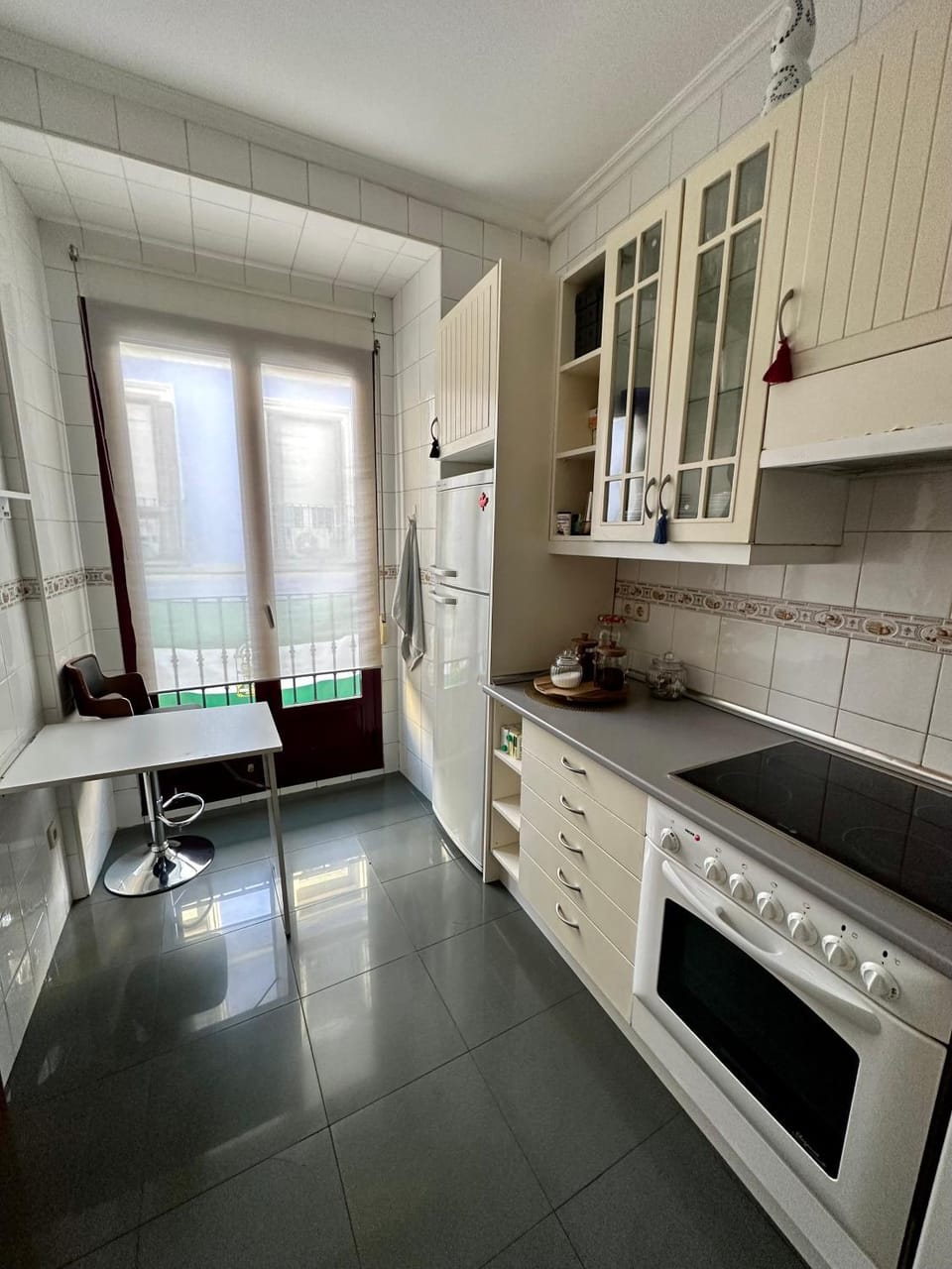Kitchen or kitchenette, oven, stove