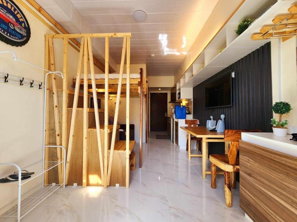 TV and multimedia, Dining area, bunk bed