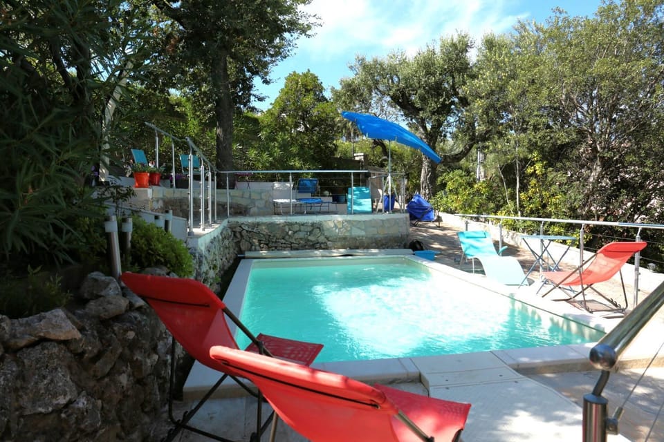 Pool view, Swimming pool, sunbed