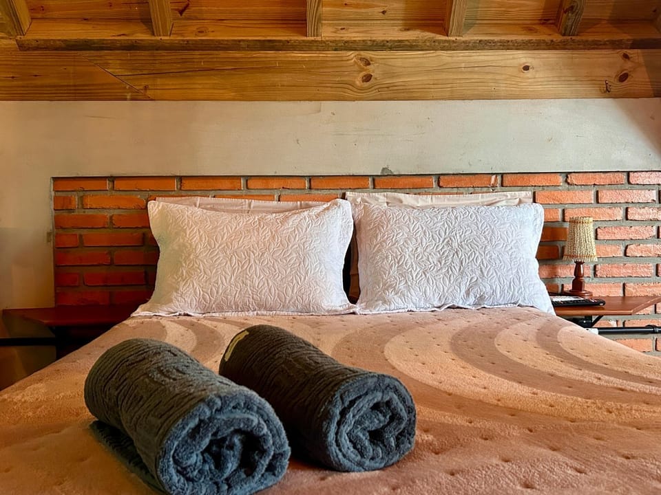 Chalé com Hidromassagem em Garopaba Chalet in State of Santa Catarina