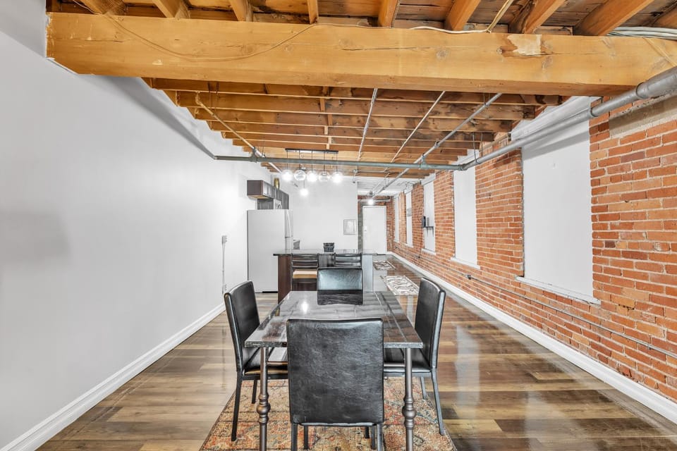 Stylish Chic Retreat at Lafayette Lofts apts Apartment in Windsor