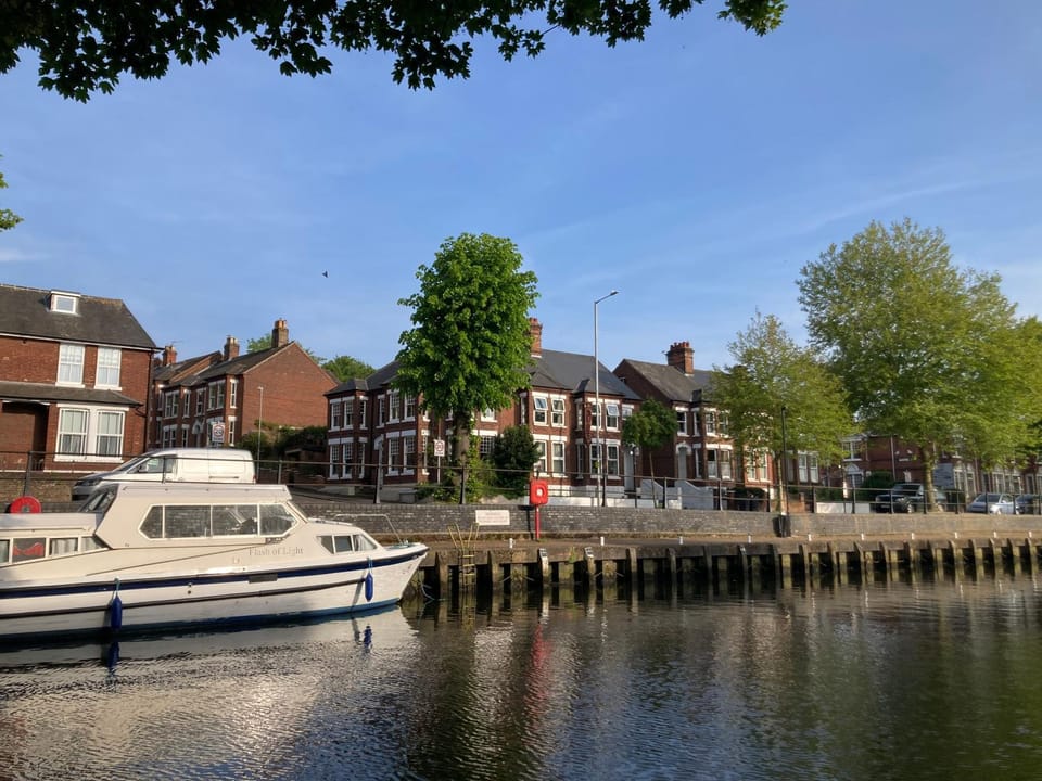 Property building, Nearby landmark, Day, Activities, River view, Location