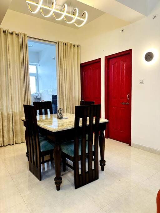 Raktambar Apartment in Varanasi
