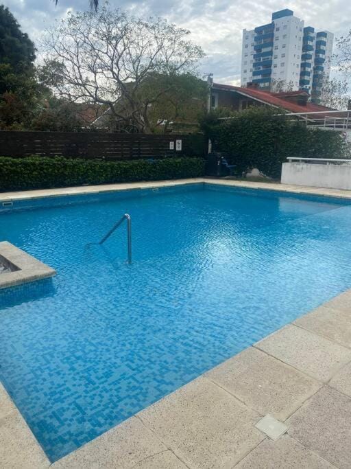 Apartamento en Summer Tower, Punta del Este con servicios Apartment in Punta del Este