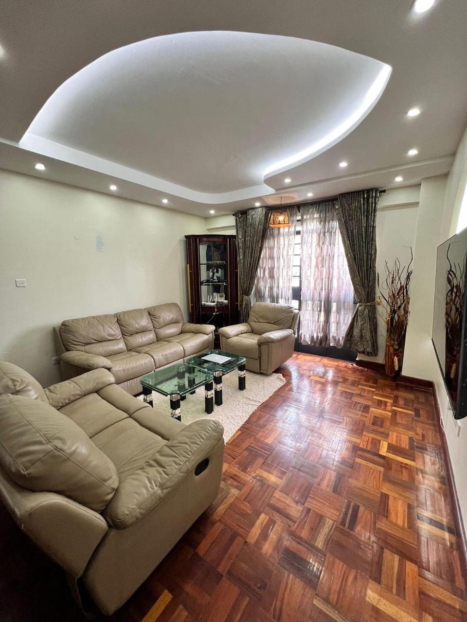 Living room, Seating area