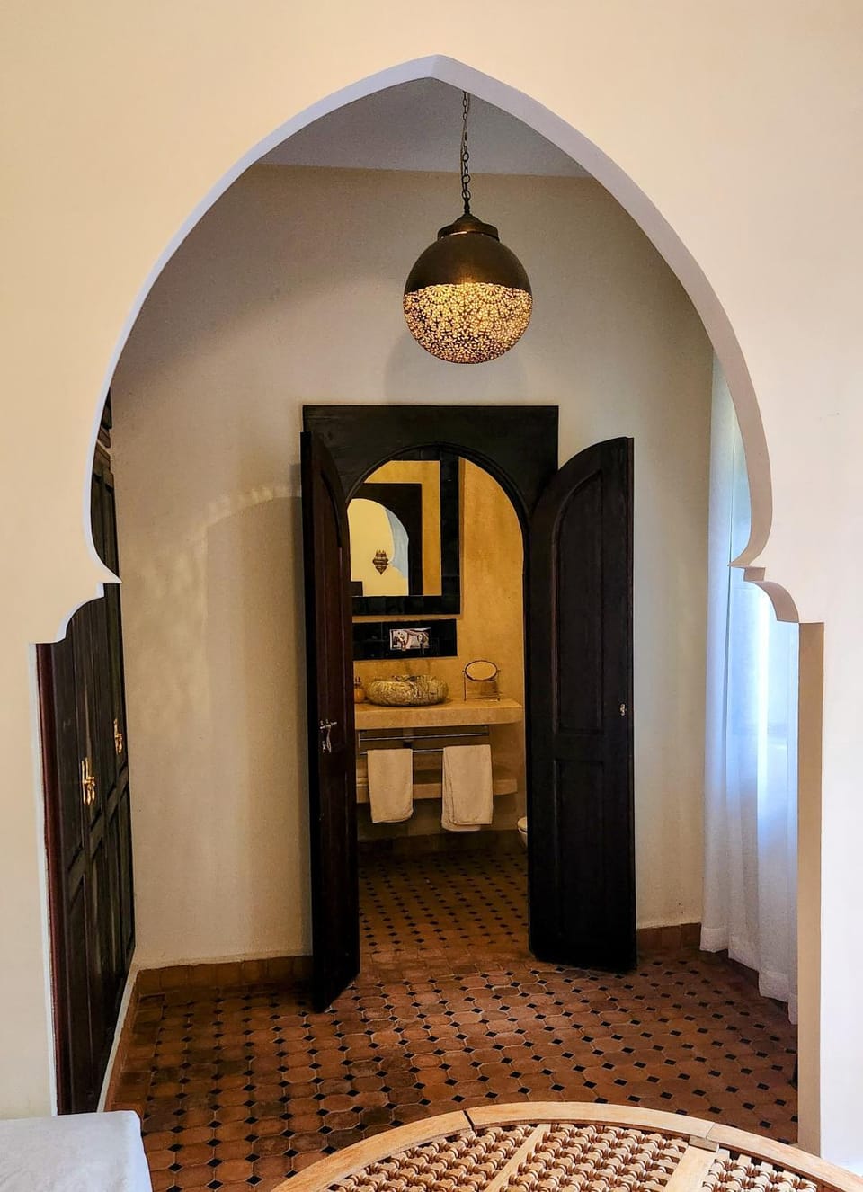 Bathroom, wardrobe