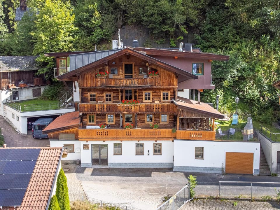 Property building, Summer