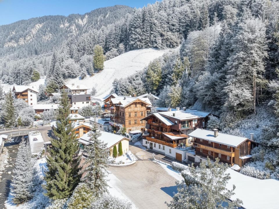 Property building, Winter