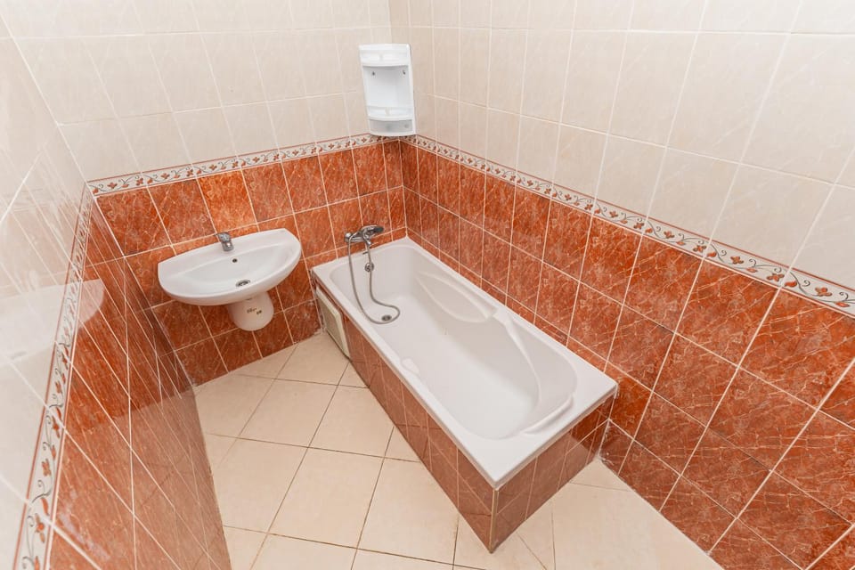 Bathroom, Bath