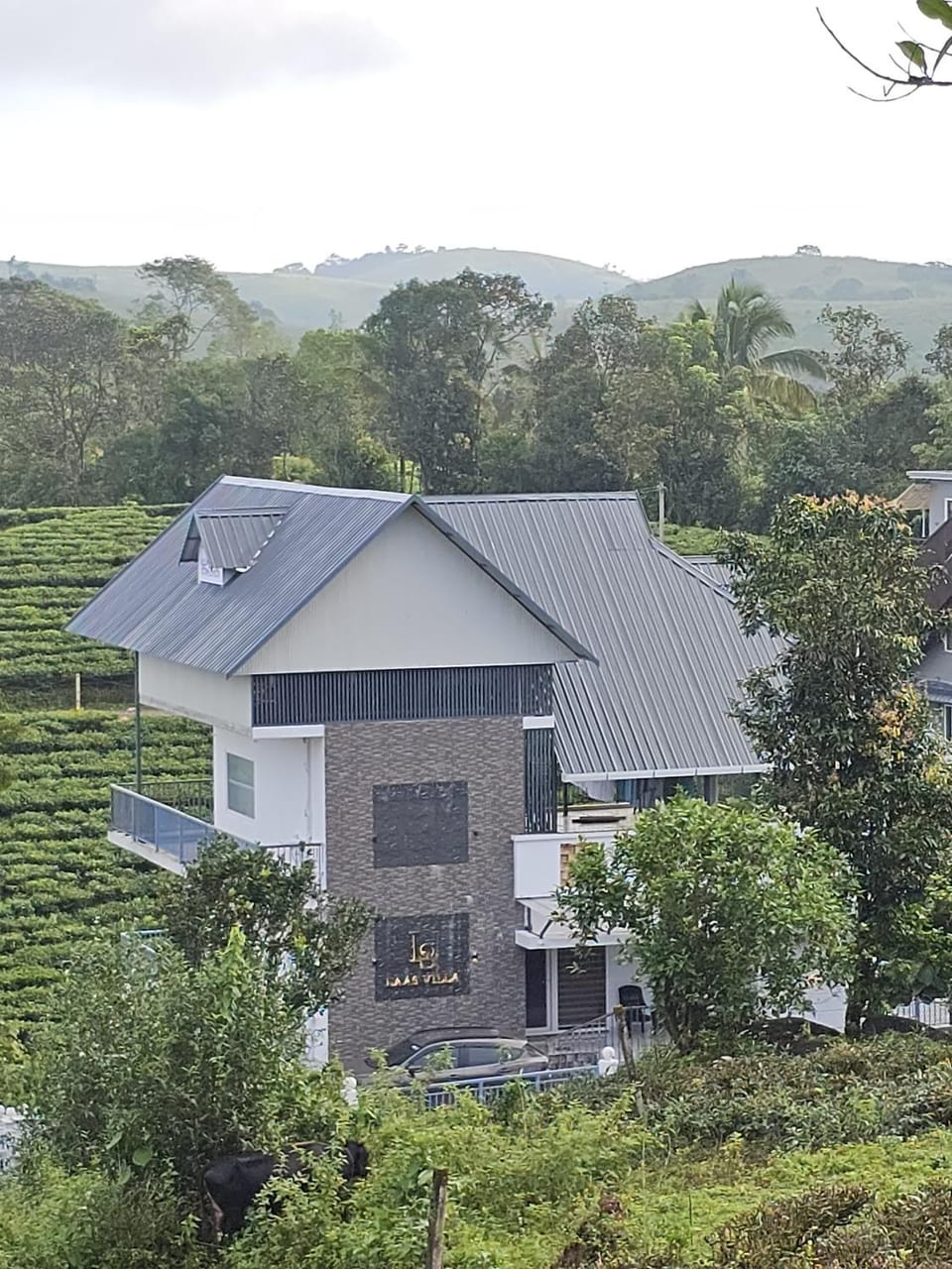 Property building, Day, Natural landscape