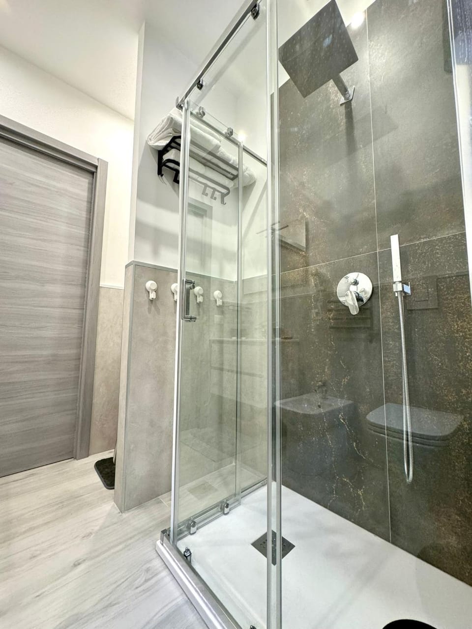 Graziosa Home Apartment in Naples