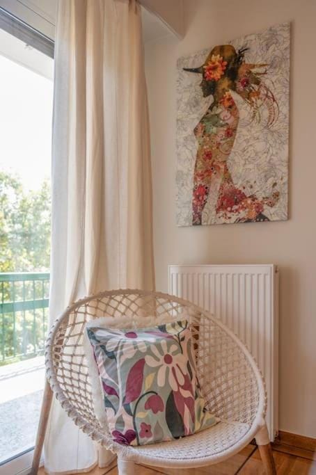 Mamma Mia Art House 3bdr 3 bthr Apartment in Athens