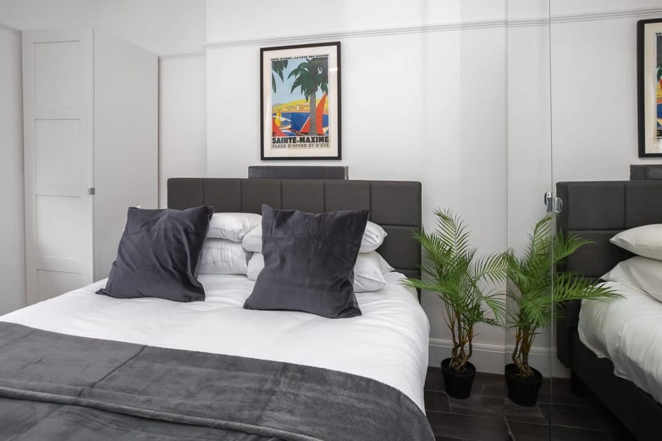 Two Modern 2 Bed Apartments in Central Camden Apartment in City of Westminster