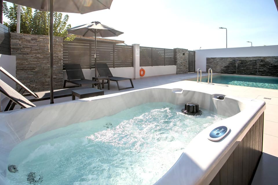 Day, Hot Tub, Pool view, Swimming pool, sunbed