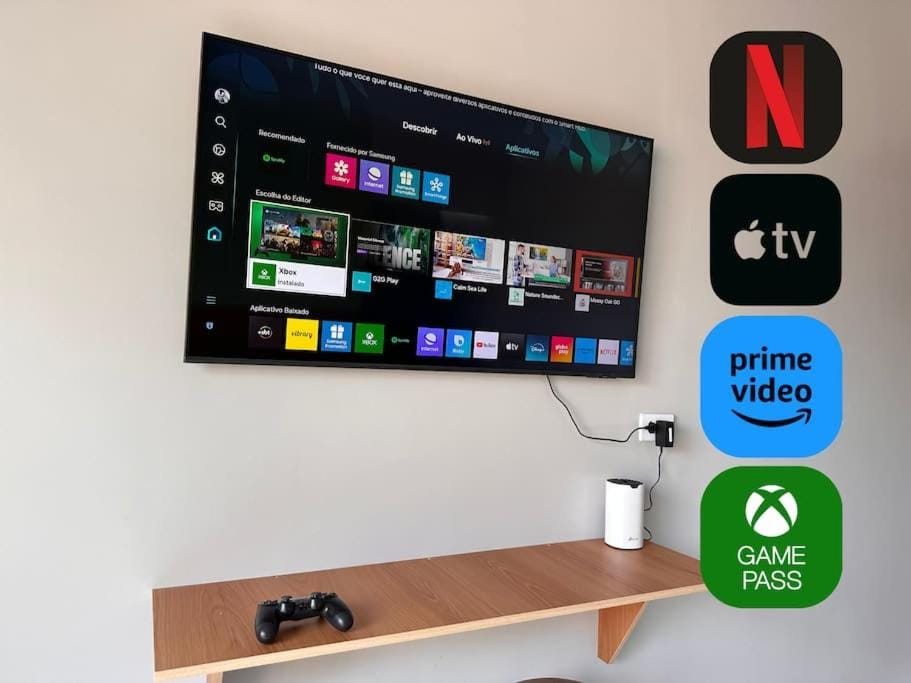 Communal lounge/ TV room, TV and multimedia