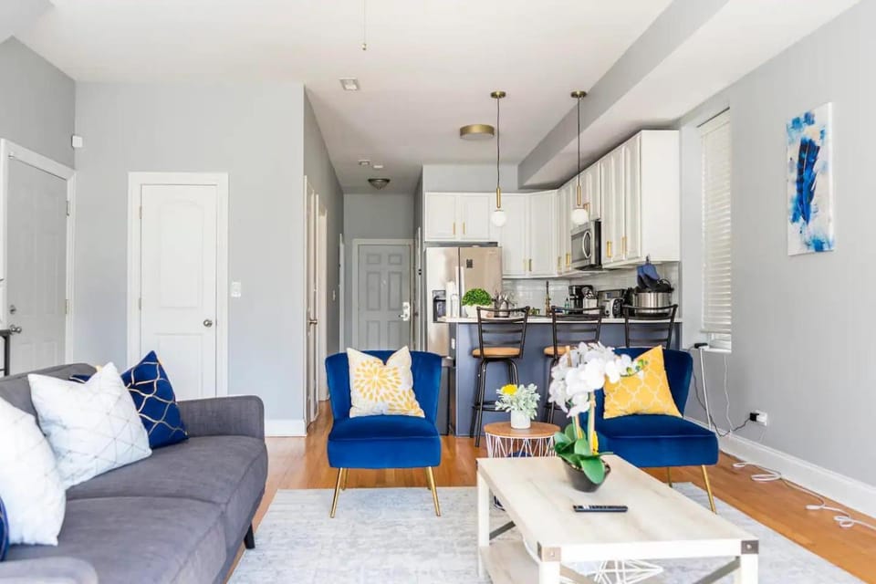 Living room, Dining area
