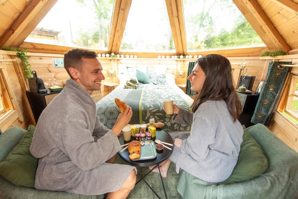 La Bulle de Chantilly - Spa & sauna privatifs & petit déjeuner gourmand Nature lodge in Île-de-France
