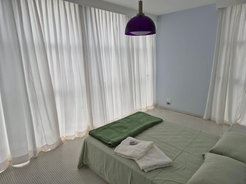 Grande apartamento Guarujá frente e junto ao mar! Apartment in State of São Paulo