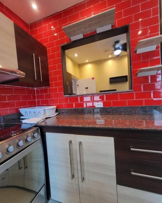 55-9 Hermoso y completo apartamento de 2 recámaras Apartment in Panama City, Panama
