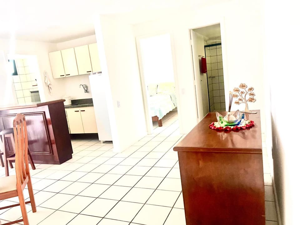 Kitchen or kitchenette, Dining area, oven, stove