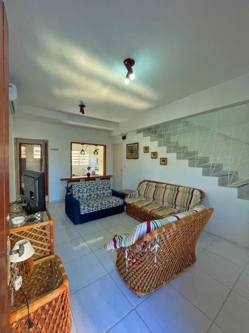 Sobrado a 50 metros do Mar! House in Caraguatatuba