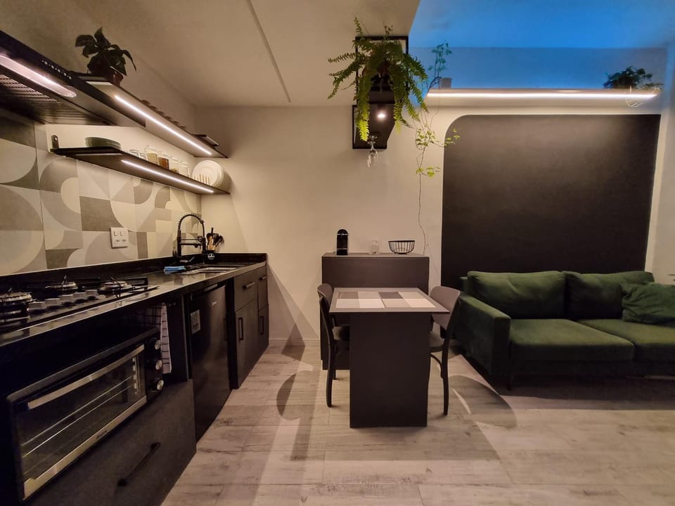 Living room, Seating area, Dining area, minibar, stove