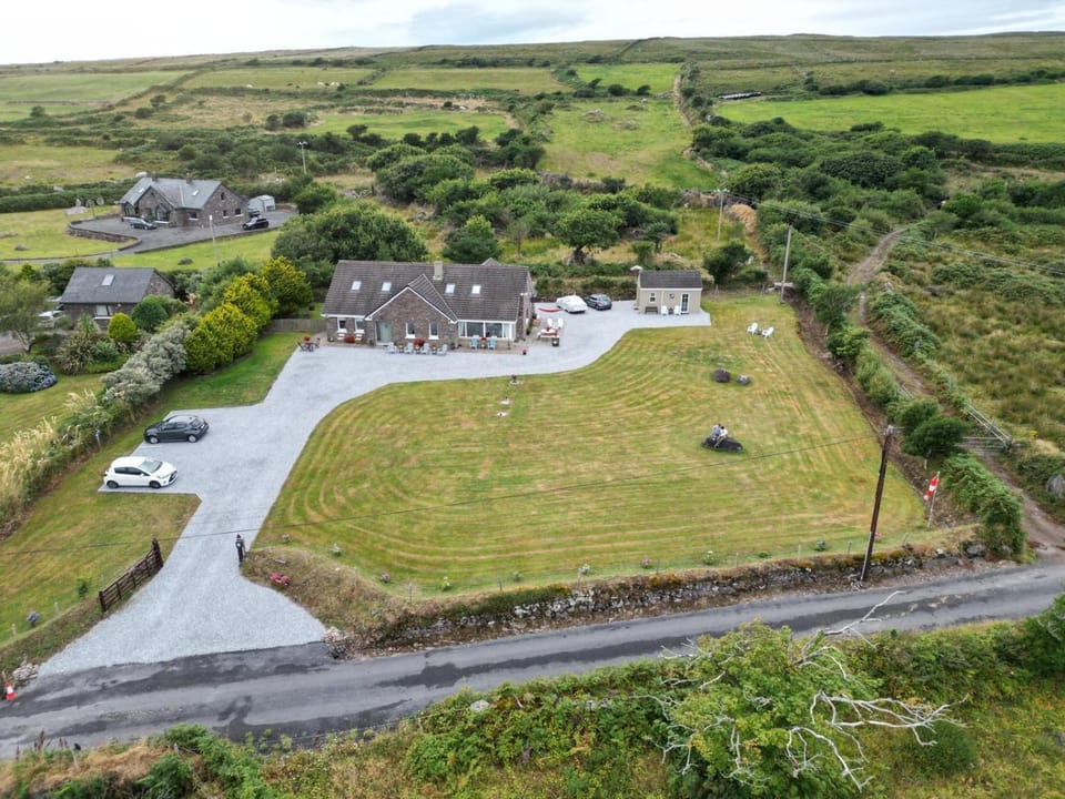 B&B Kerry Lakesview Lodge Bed and Breakfast in County Kerry
