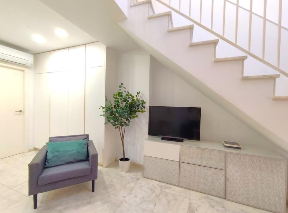 Duplex Alfaqueque Suite Apartment in Seville